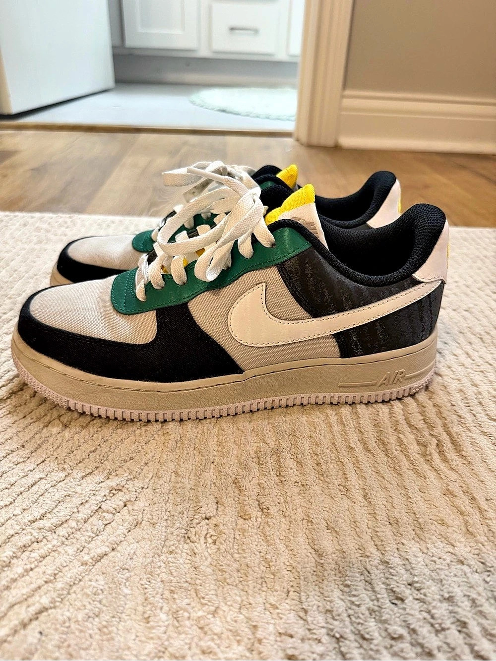 Nike Air Force 1 Color Block Sneakers in Black & Green